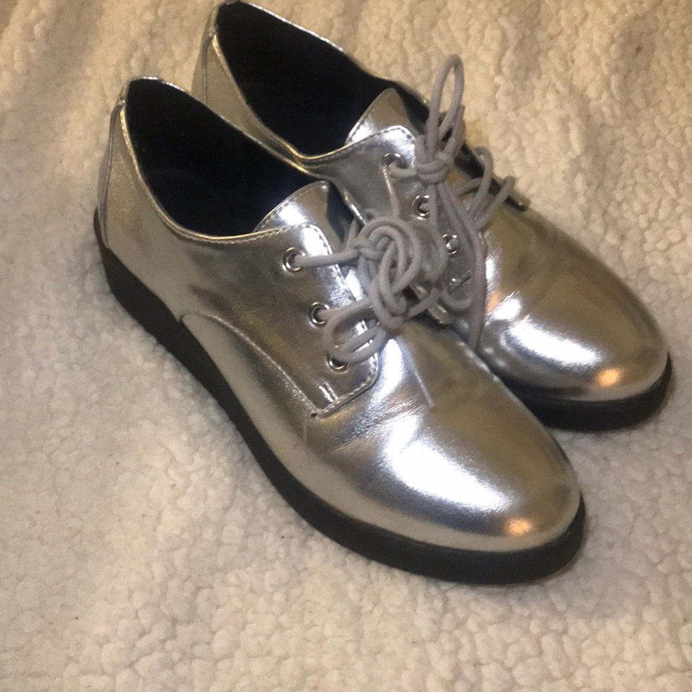 Madden girl sneakers